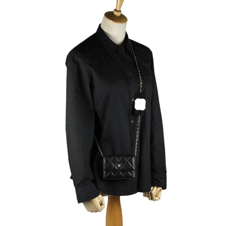シャネル リボンが可愛い♪チェーンウォレット ブラック 追跡付き☆CHANEL☆24春夏 チェーンウォレット☆リボンが可愛い