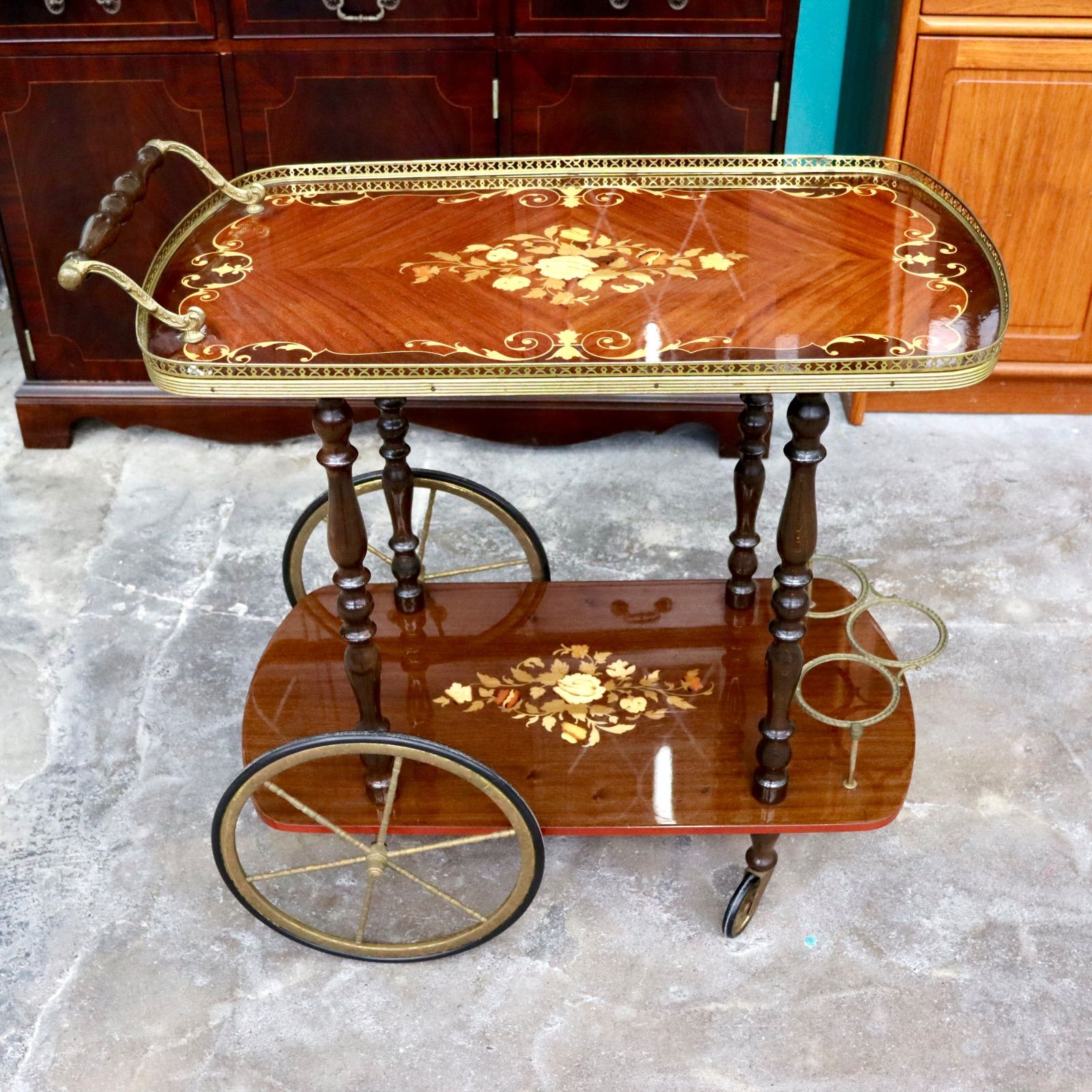 GMIK480 イタリア製 アンティーク 配膳ワゴン キッチンワゴン ワインラック サイドテーブル ロココ調 象嵌細工 ヨーロピアン