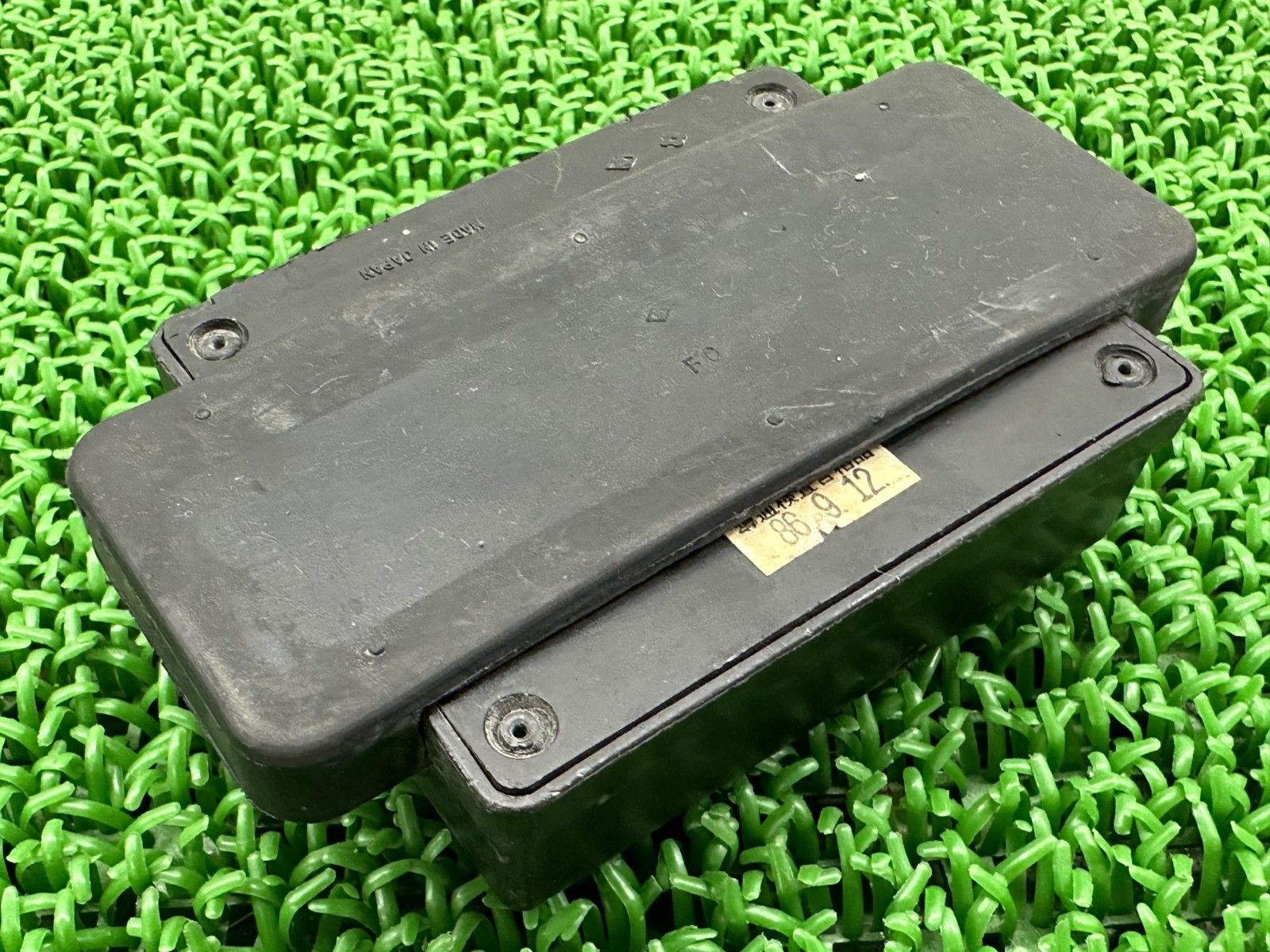 ゼファー400　ジャンクションボックス整備済 ゼファー400 ヒューズボックス 26021-1057 カワサキ 純正 中古