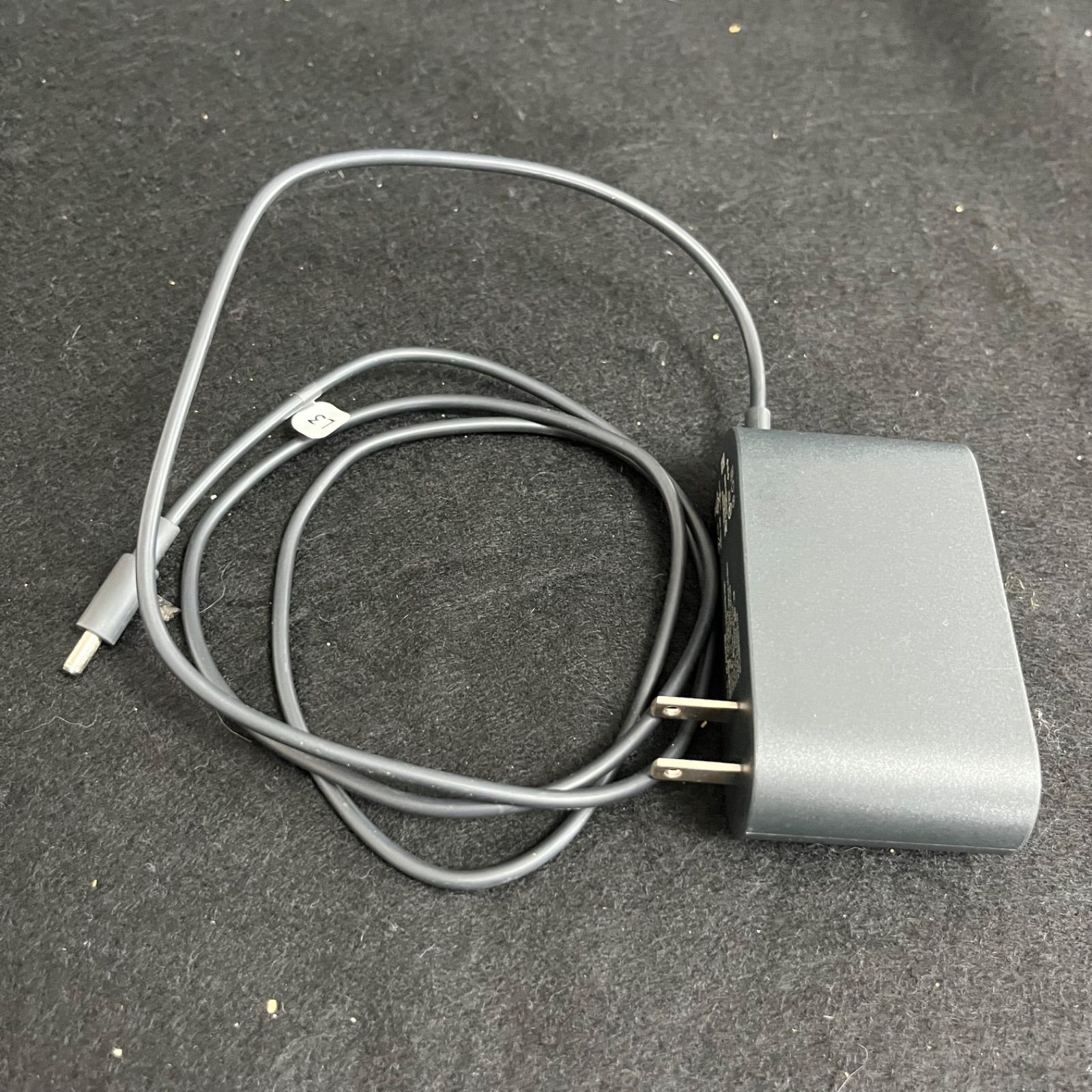 HTC Vive CE 99HALN011-00 ヘッドマウントディスプレイ R HTC VIVE CE ヘッドマウントディスプレイ HMD Steam VR