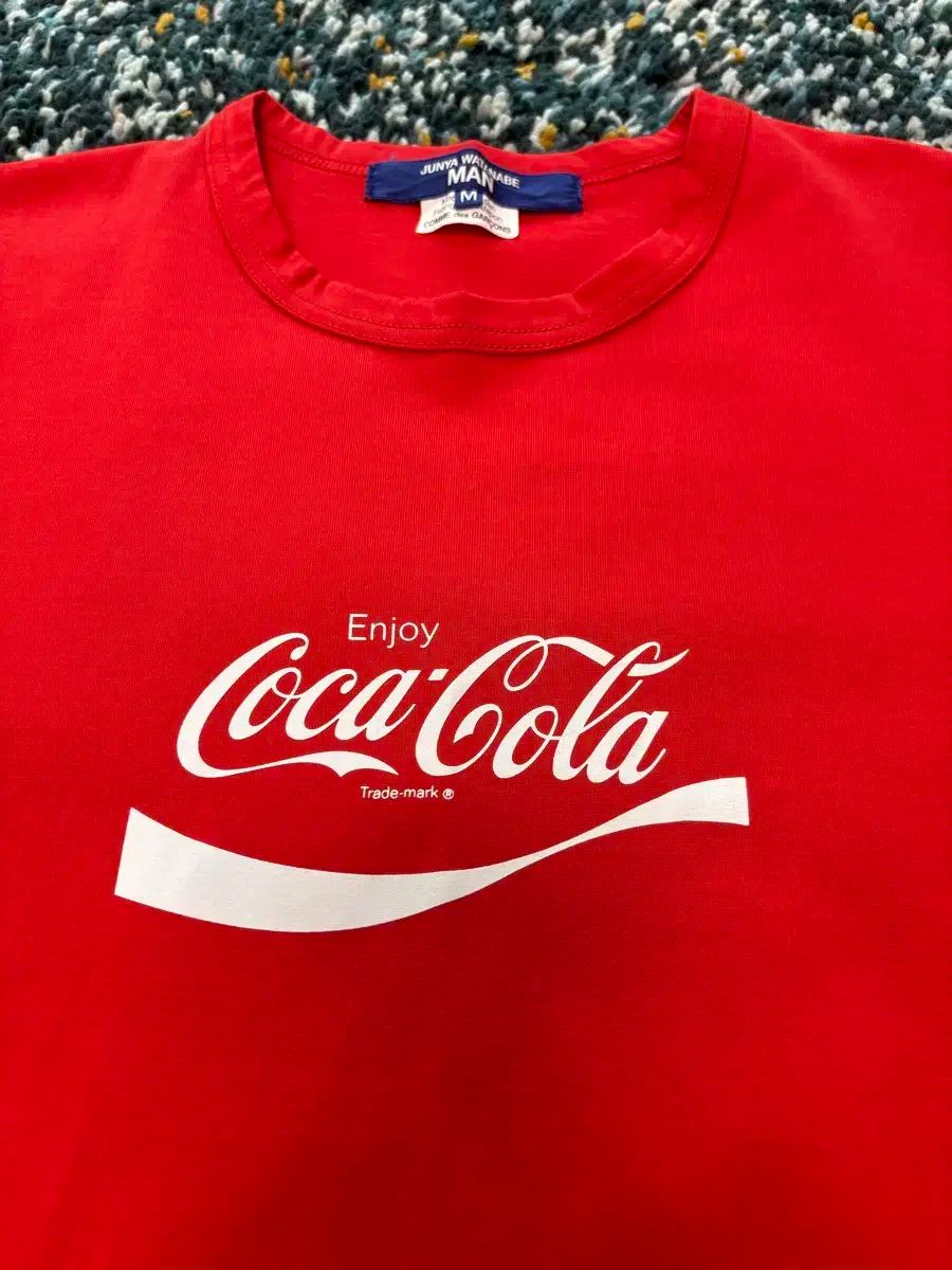 コカコーラ Tシャツ