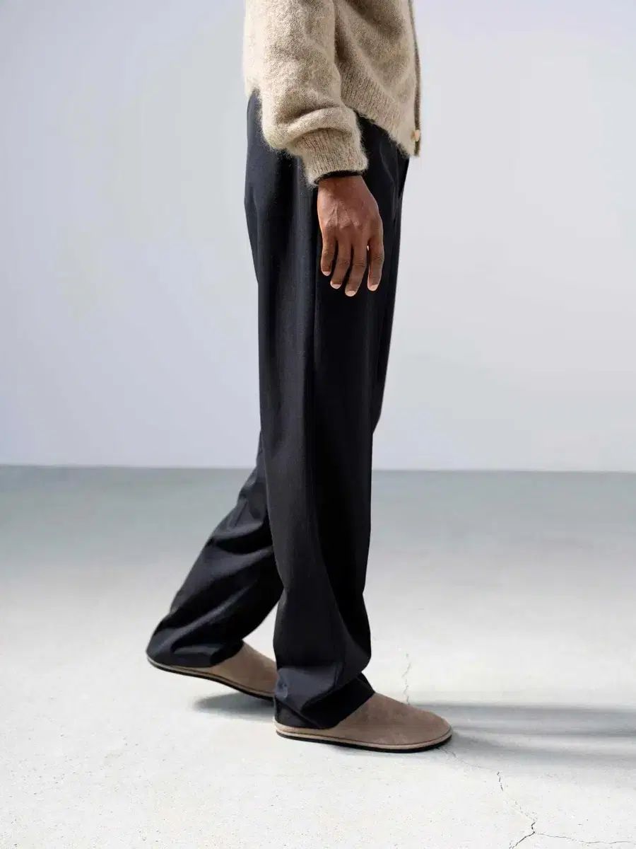 2025，人気 AURALEE(オーラリー) 24aw スーパー ライト ウール