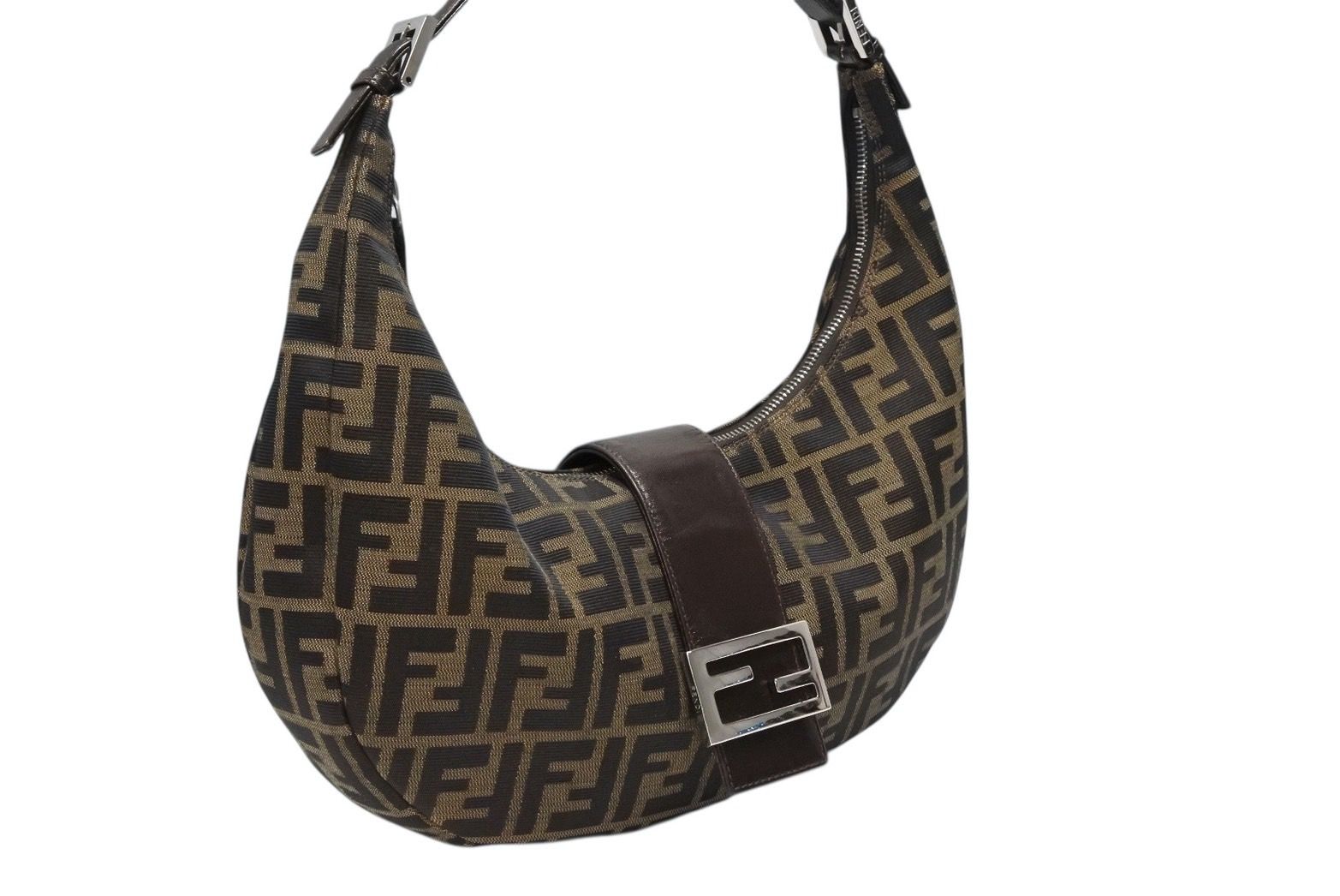 FENDI フェンディ クロワッサン ハーフムーン ワンショルダーバッグ ハンドバッグ キャンバス ブラウン シルバー金具 4b007317