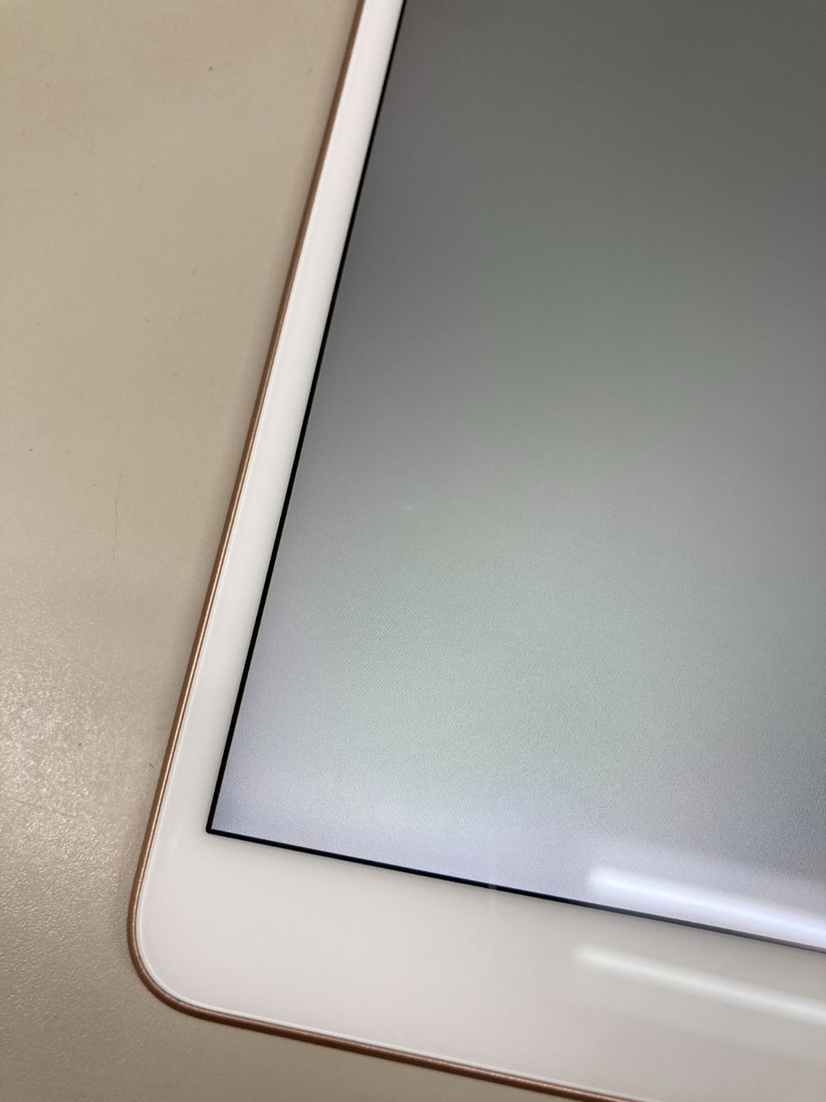 美品 電池91% iPad Air(第3世代) Wi-Fi 256GB ゴールド - メルカリ 美品 電池91% iPad Air(第3世代) Wi-Fi 256GB ゴールド - メルカリ
