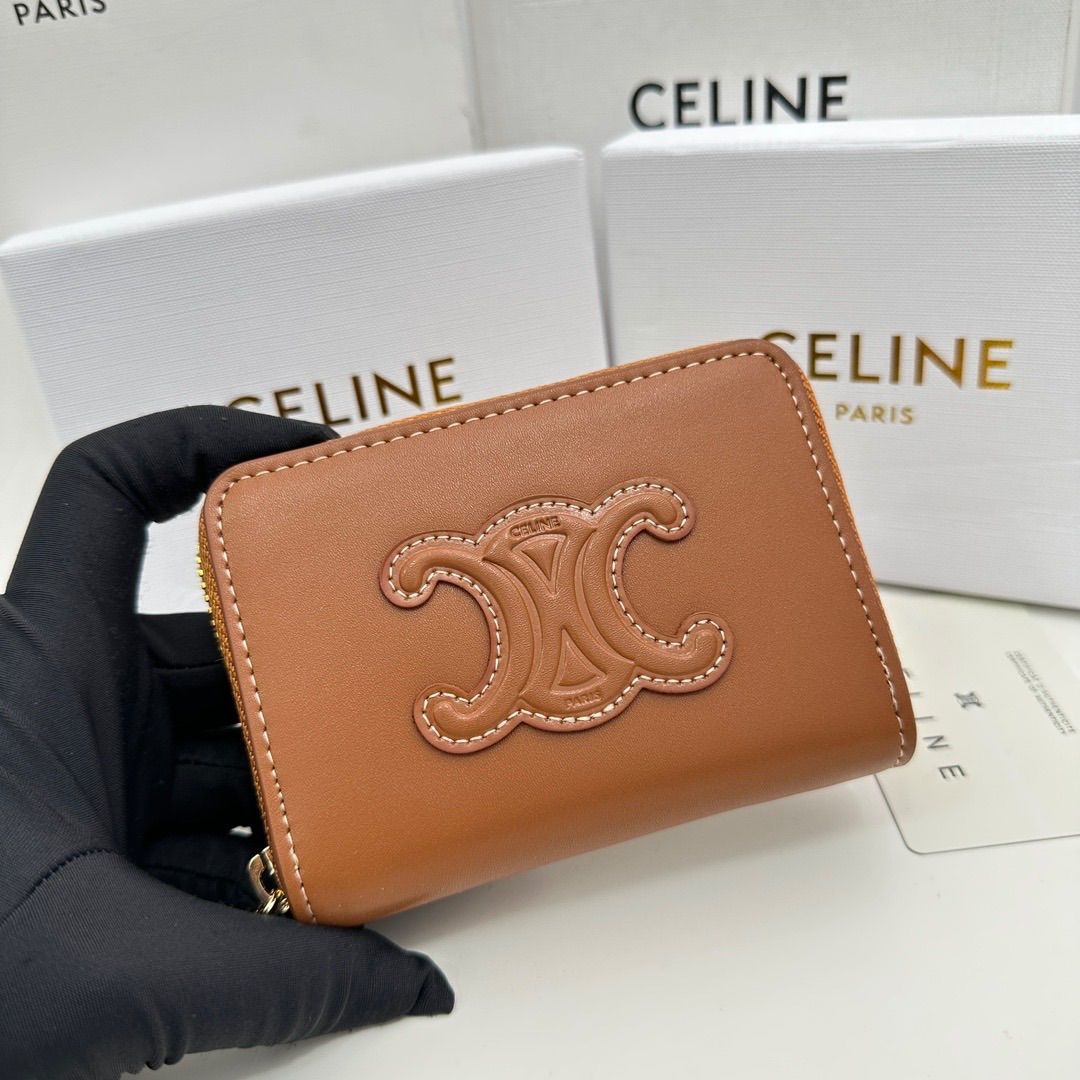 CELINE セリーヌ・トリオンフ・コインケース・財布 小钱入机 brown