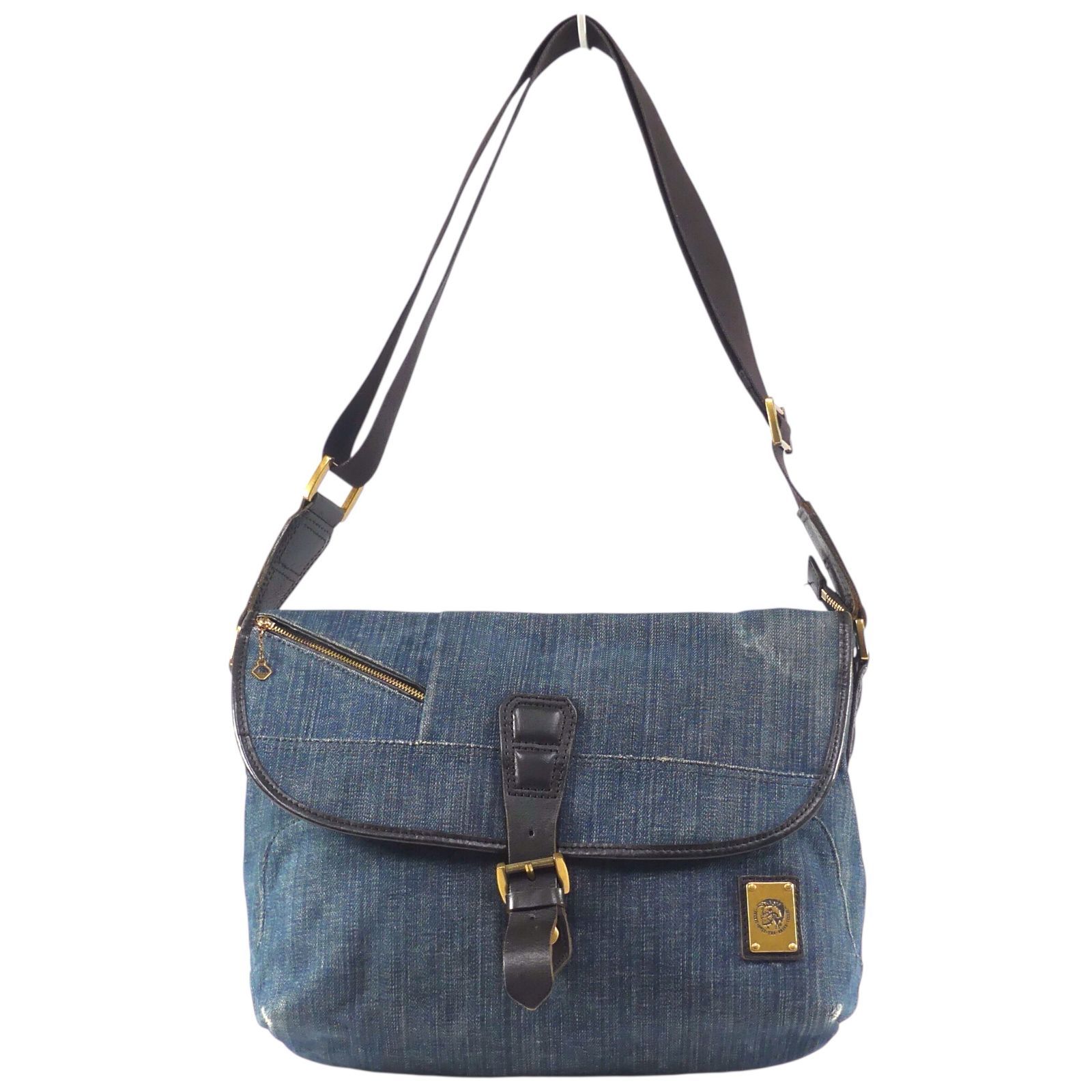 DIESEL BRAVE MAN デニム調 メッセンジャーバッグ ブルー DIESEL BRAVE MAN デニム調 メッセンジャーバッグ ブルー DIESEL