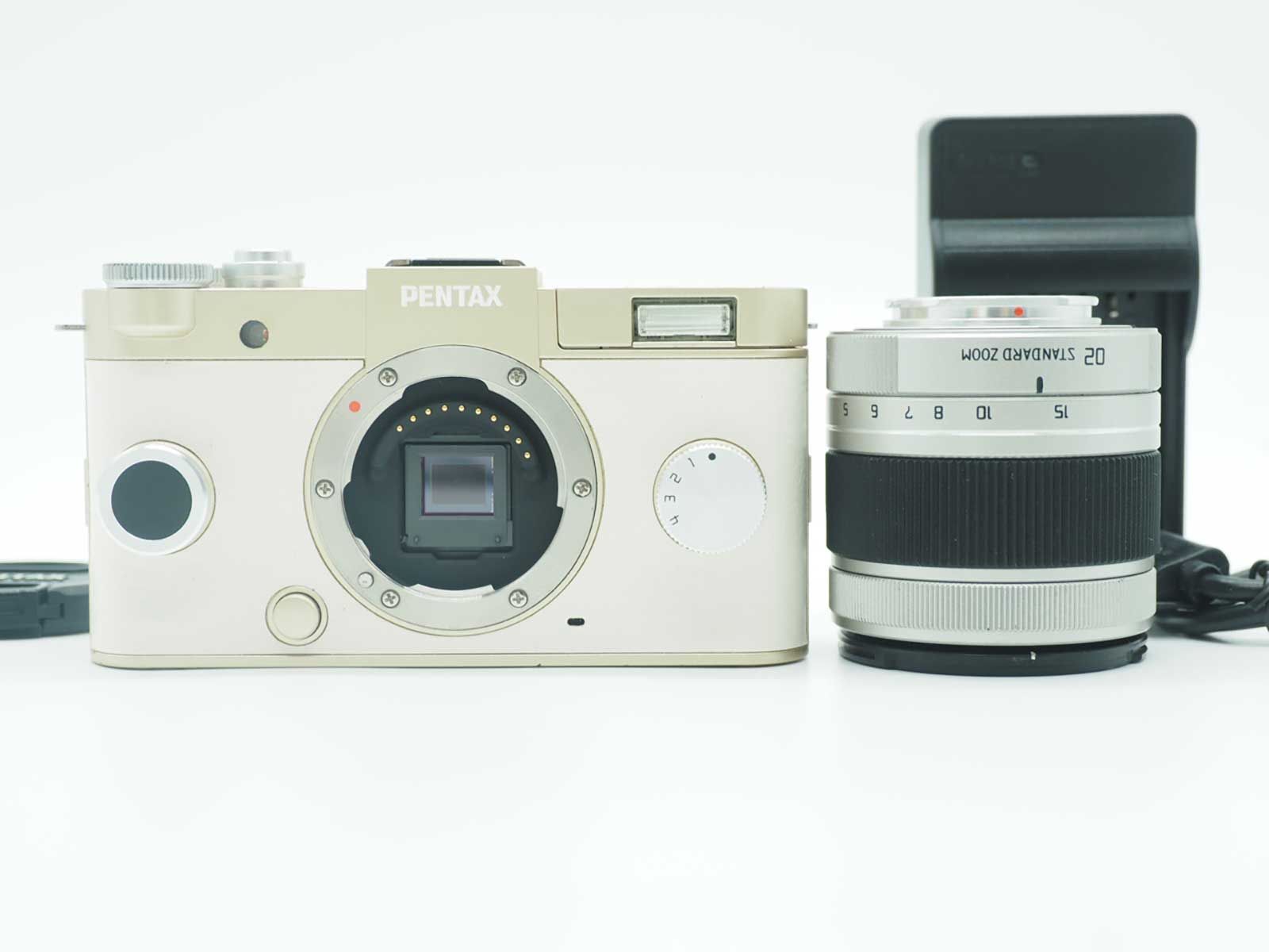 ペンタックス Pentax Q-S1 Digital Camera G x White 02 Lens kit 879 shots Z5521A