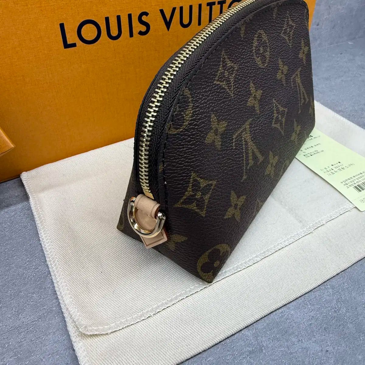 Vuitton ルイヴィトン