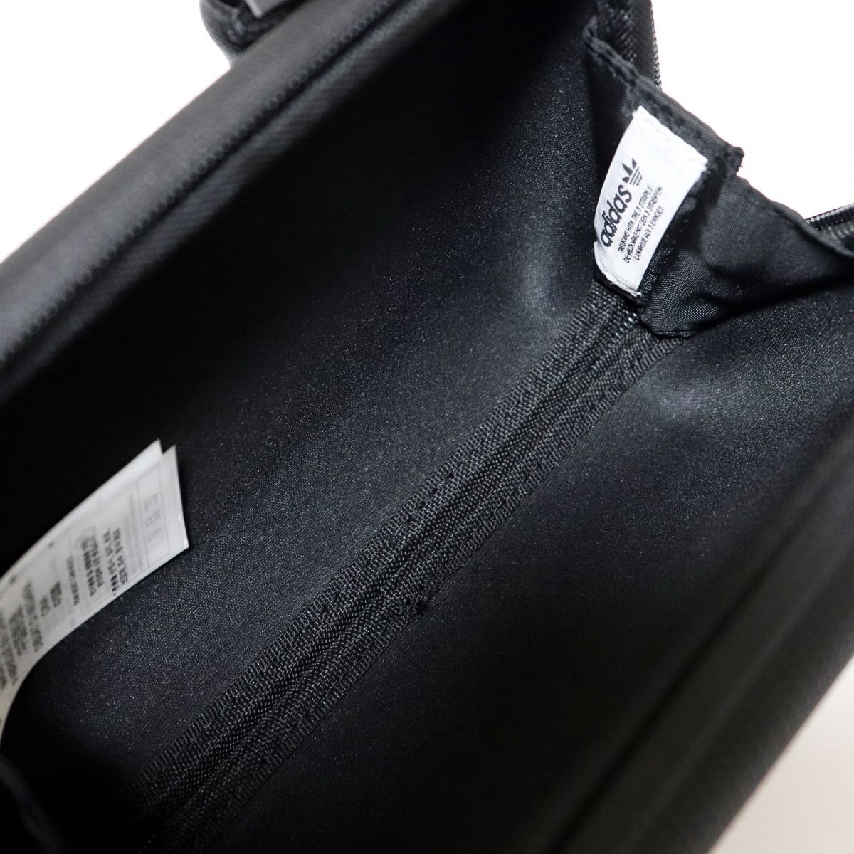 バッグ・カバンその他 adidas Superstar Airliner Black IU0177 adidas Originals Superstar Airliner Bag Unisex Casual Travel