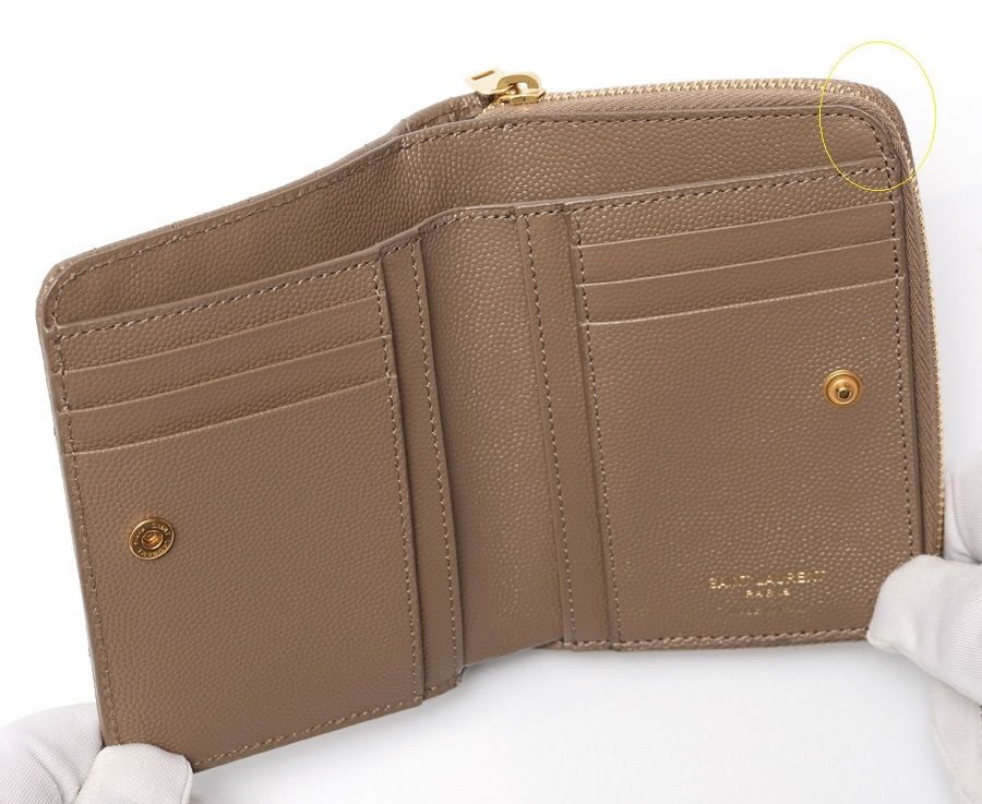 サンローラン / SAINT LAURENT カサンドラ マトラッセ コンパクト  