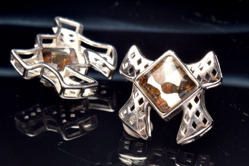 シルバー925◇希少 パラサイト隕石 10.5x10.5mm リボン ペンダント