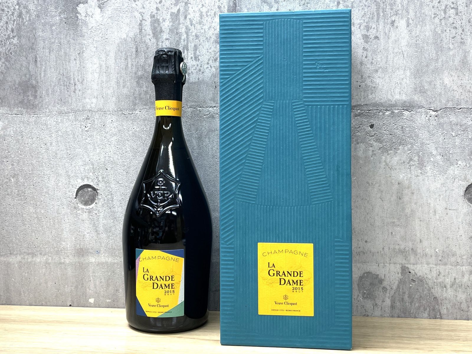 F-04076 Veuve Clicquot シャンパン LA GRANDEDAME 2015 未開栓 ヴーヴクリコ ラ グランダム