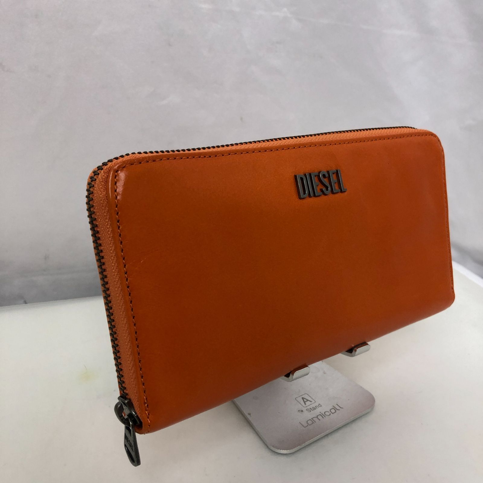 (4910) 新品 DIESEL ディーゼル 長財布 X03359 茶系 4910) 新品 DIESEL ディーゼル 長財布 X03359 茶系