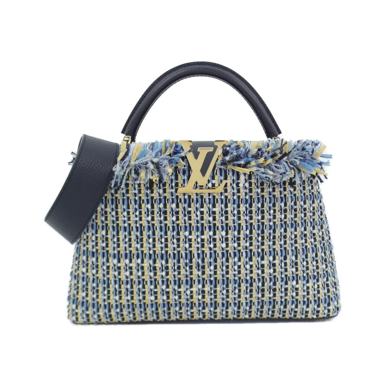 イルカちゃんと星砂♡サーフボード型の海の水面のガラスチャーム付き