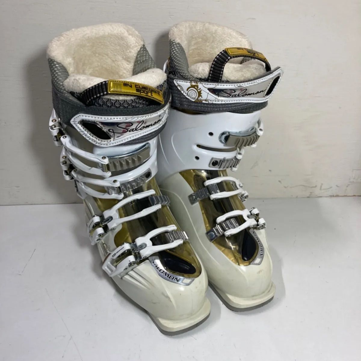 ☆SALOMON サロモン Divine RS 7 スキーブーツ ホワイト 24cm 