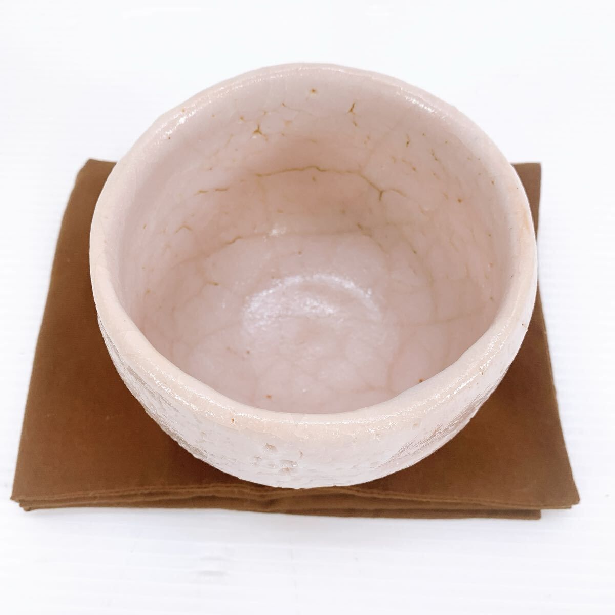 作志野　茶碗　共箱　真作保証　アンティーク　骨董品 茶器 骨董　岸本　謙仁 作志野 茶碗 共箱 真作保証 アンティーク 骨董品 茶器 骨董 岸本 謙仁