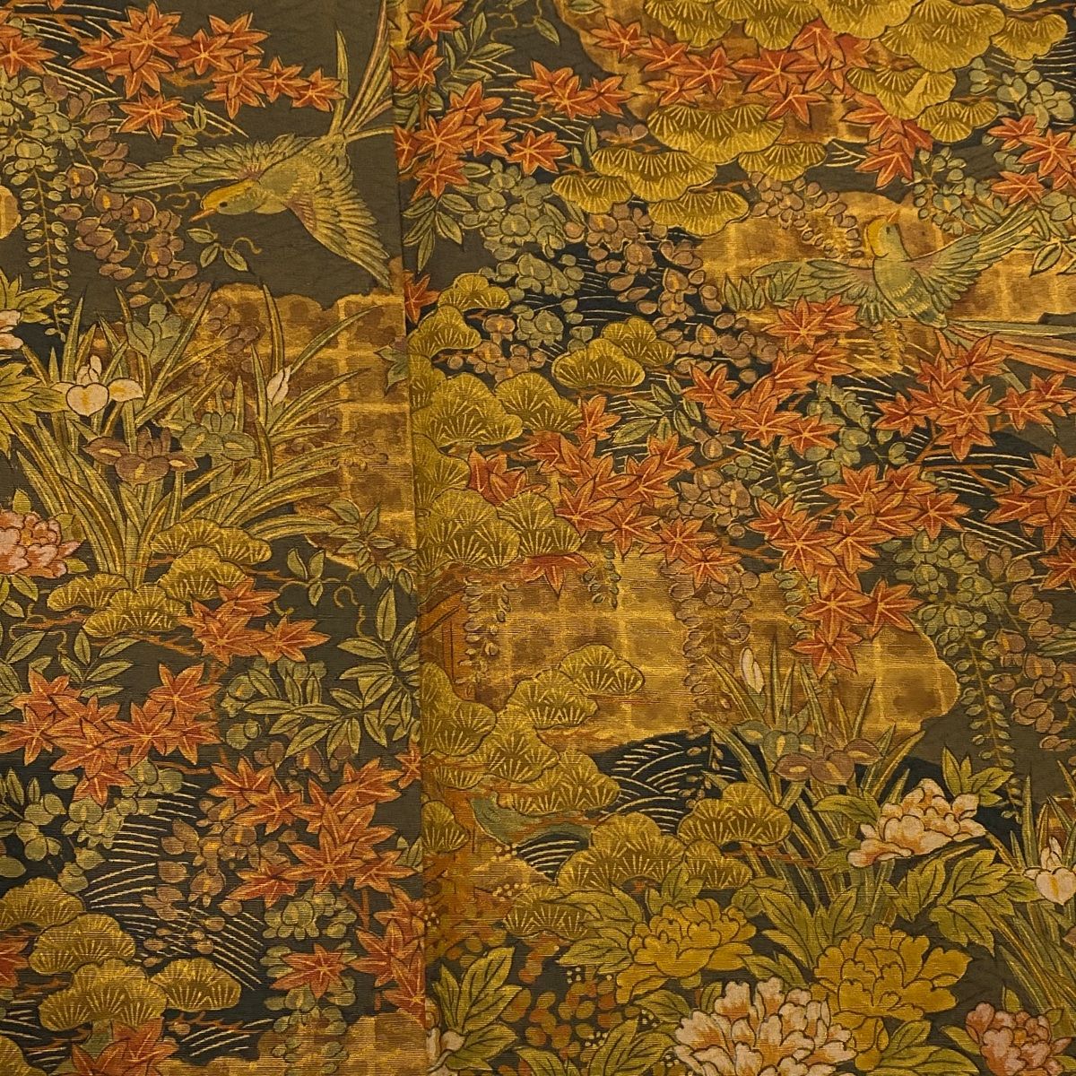 草花 黄土色