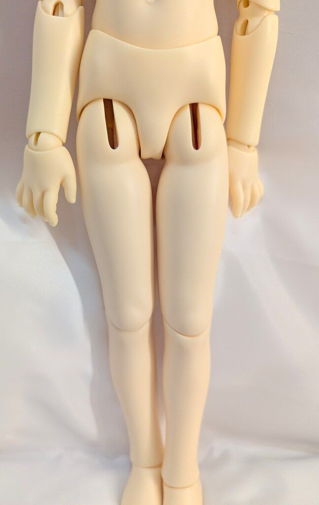 ボークス SDM女の子 ボディのみ M胸 ノーマル肌 ロング脚 - メルカリ