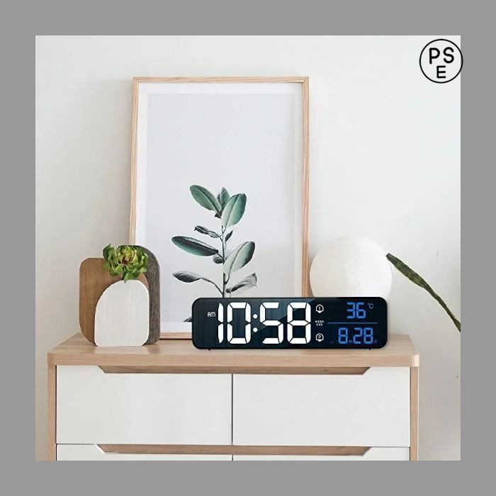 デジタル時計 置き時計 目覚まし時計 LEDデジタル時計 USB充電式
