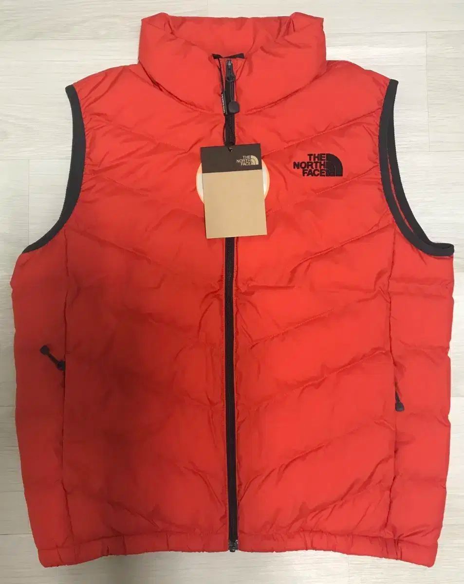 _正規品 THE NORTH FACE kids ザノースフェイスキッズ 軽量ダウン ベスト 130 オレンジ