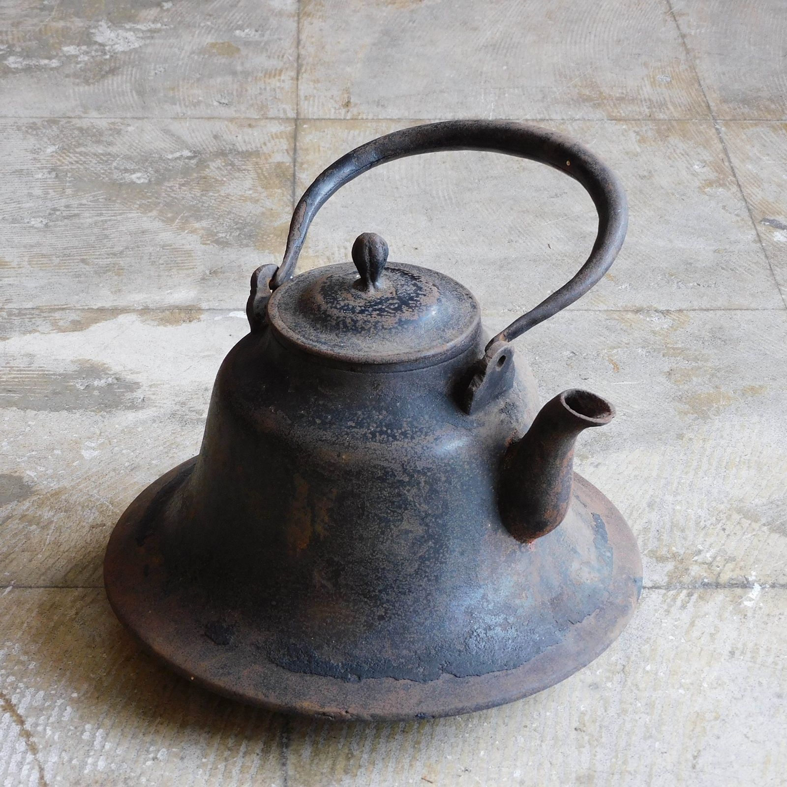 中島勝乃利 引出黒ぐい呑 箱無し 節約