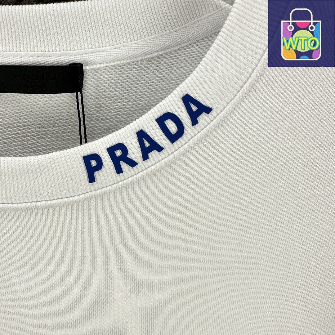 PRADA 2025新作 トライアングルロゴ クルーネックスウェット