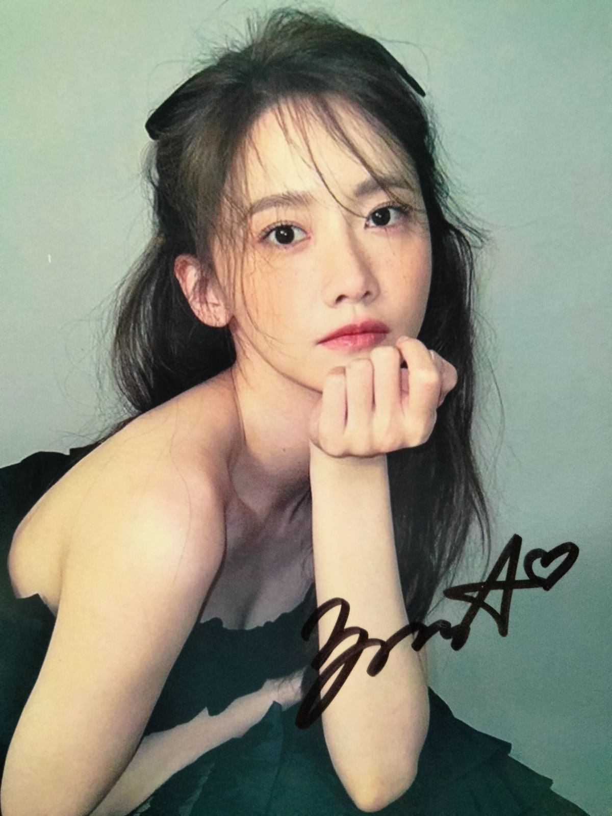 ユナ直筆サイン入り2Lサイズ写真…YoonA…少女時代 - タレント・お笑い芸人