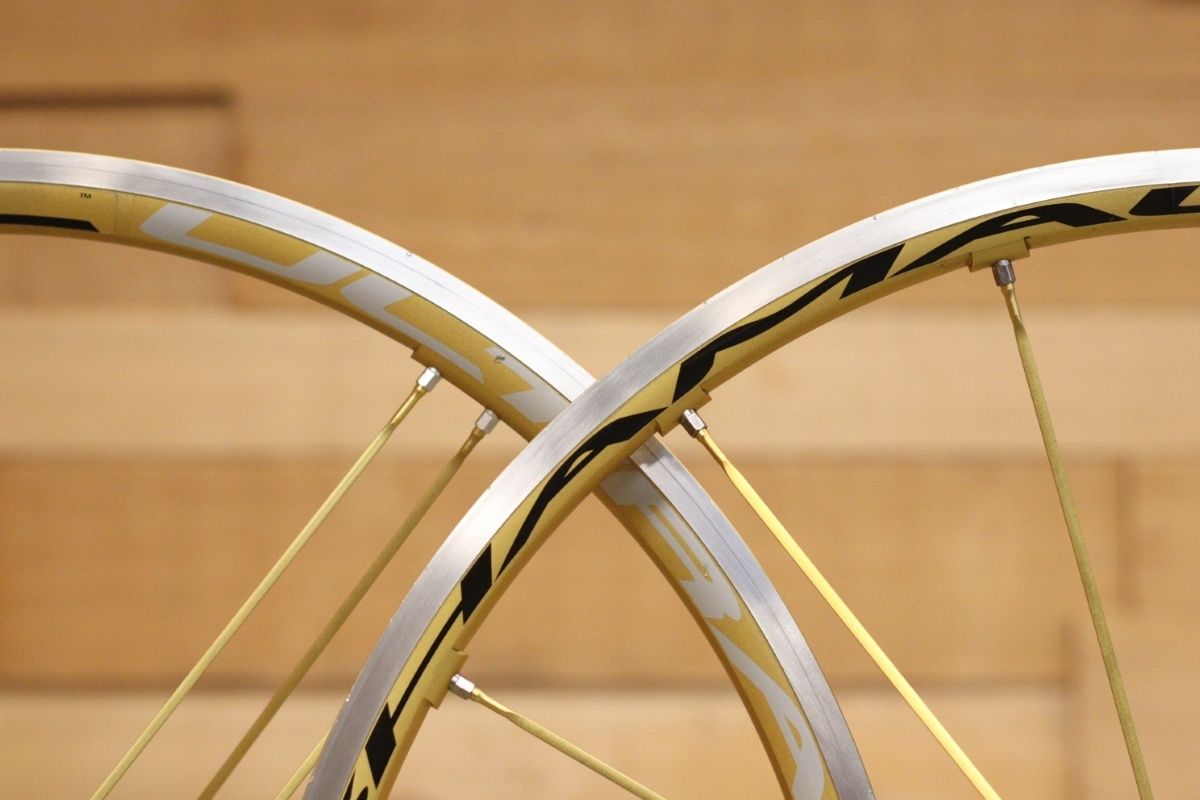 カンパニョーロ Campagnolo シャマルウルトラ ゴールド SHAMAL
