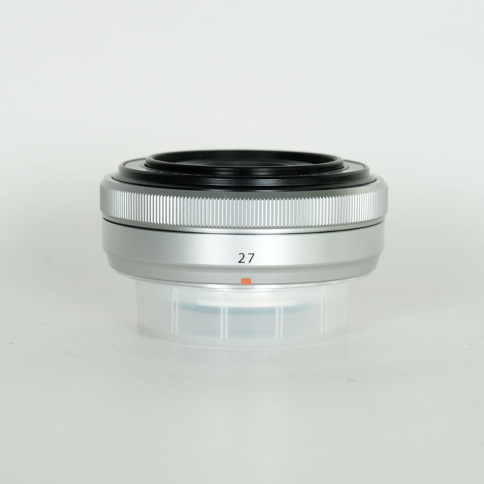 美品] FUJIFILM XF27mm F2.8 シルバー / 富士フイルムXマウント