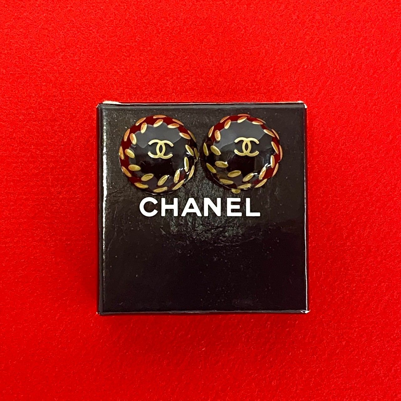 極 美品 箱付 CHANEL シャネル ヴィンテージ ココマーク モチーフ GP イヤリング イヤーカフ アクセサリー ブラック ゴールド 101-1  - メルカリ