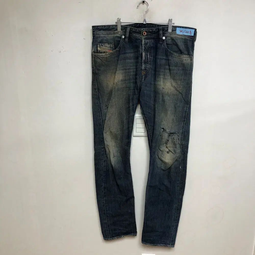 【雷市場（ポンジャン）商品韓国直送】 DIESEL(ディーゼル) メンズ デニム 34 インチ@ 9922