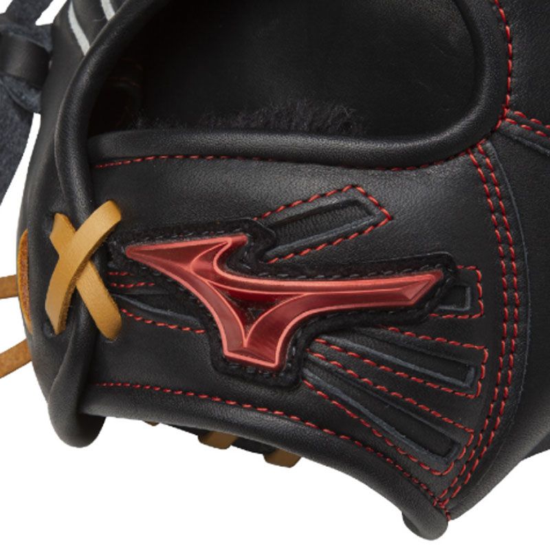 7009 ラディッシュ×ブラック