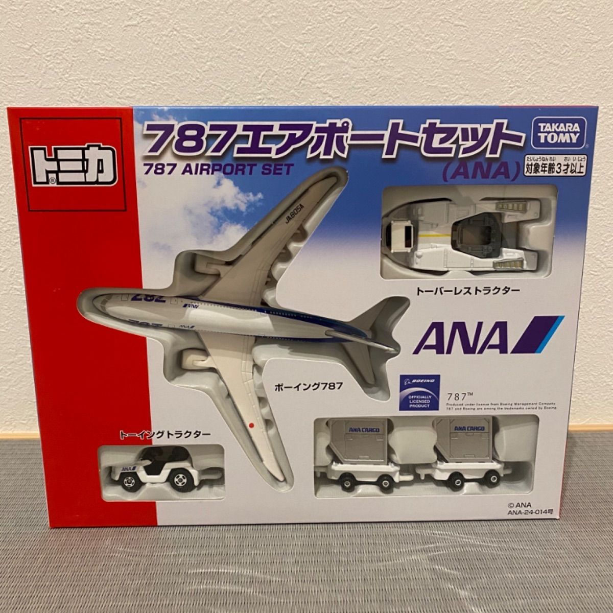 新品安値】タカラトミー トミカギフト 787エアポートセットANA 飛行機