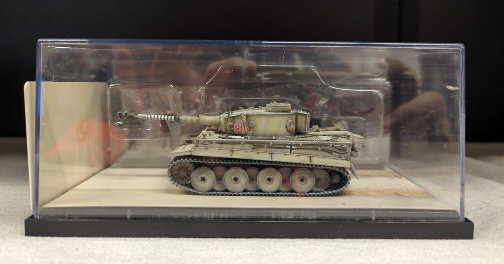 サイバーホビー限定　1/72ドラゴンアーマー　タイガーⅠ 雪中の祝福 Amazon | 1/72 ドラゴンアーマー ドイツ軍 Sd.Kfz.181 タイガー