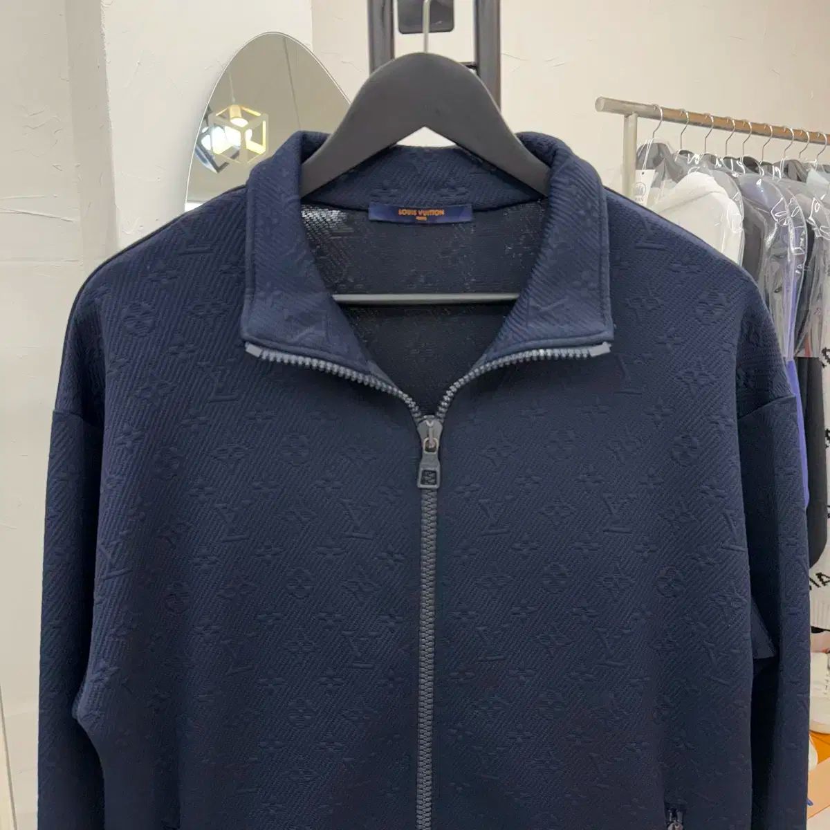 M Louis Vuitton ルイヴィトン フル モノグラム ジップアップ