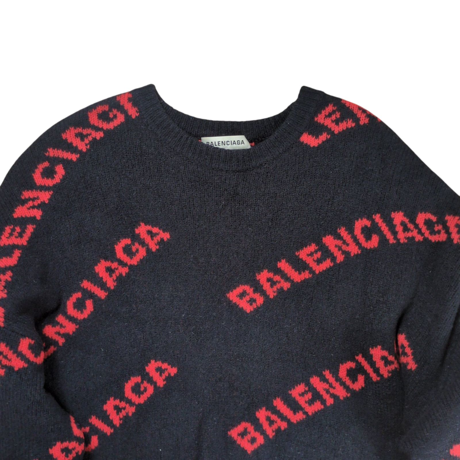 BALENCIAGA