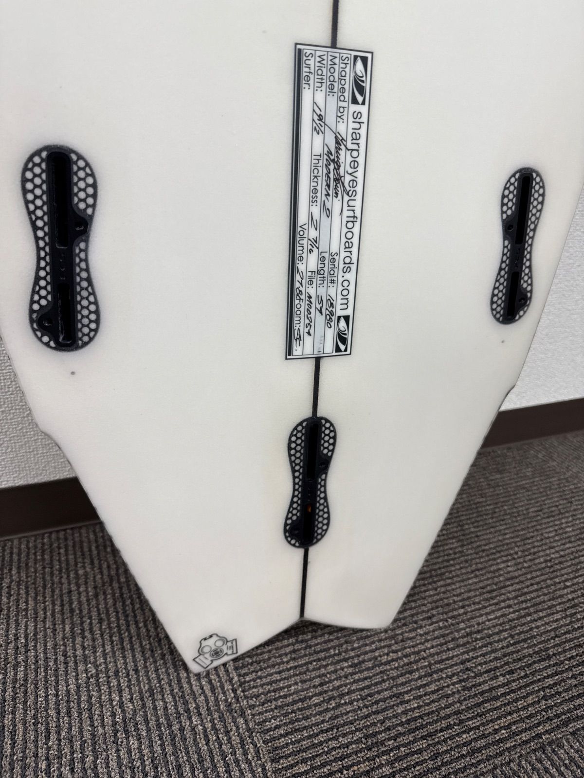 超美品】SHARP EYE SURFBOARDS MODERN 2 FCS2 5`9×19 1/2×2 7/16 27.8L