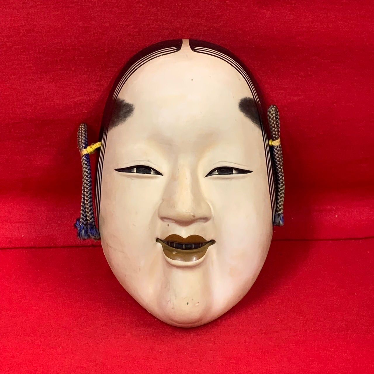 希少　能面　小面　美術品　伝統工芸品　アンティーク 希少 能面 小面 壁掛け 陶器 春画 骨董 裏絵 レトロ 嫁入り道具