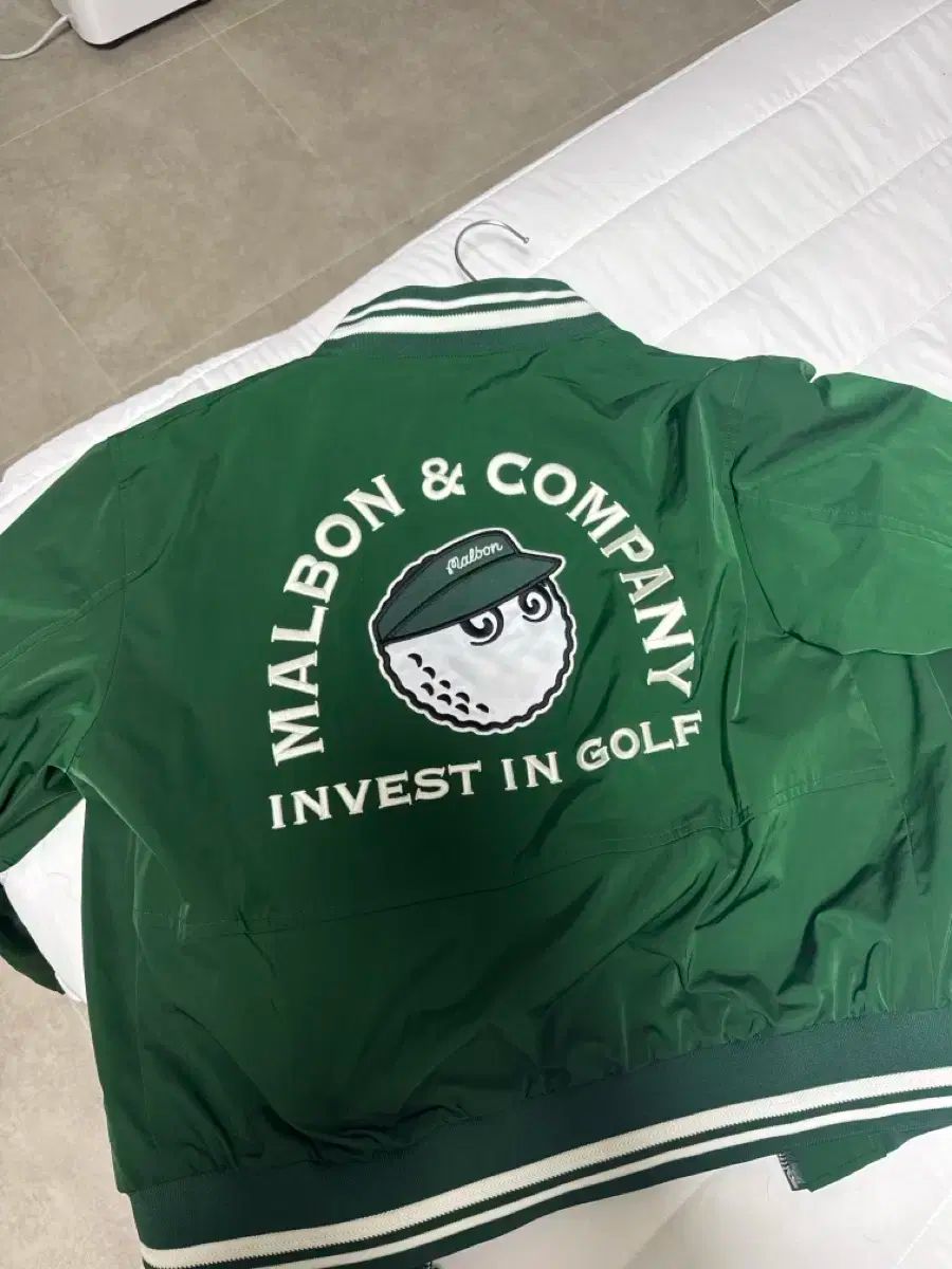 希少 美品 MALBON GOLF マルボンゴルフ スタジアムジャケット M 希少 美品 MALBON GOLF マルボンゴルフ スタジアムジャケット M