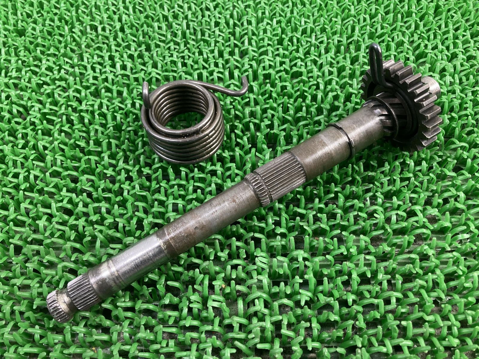 モンキー キックスタータースピンドル ホンダ 純正 中古 バイク 部品 Z50J Monkey Aタイプ 24T 曲がり無し 希少品 車検 Genuine