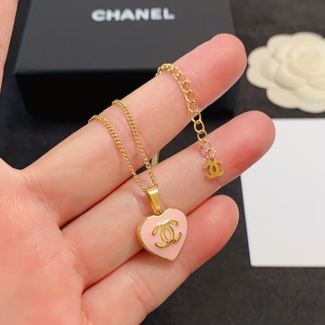 限定♡【CHANEL】ピンクチャーム付きネックレス ロング ペンダント ネックレス - メタル、レジン & ストラス