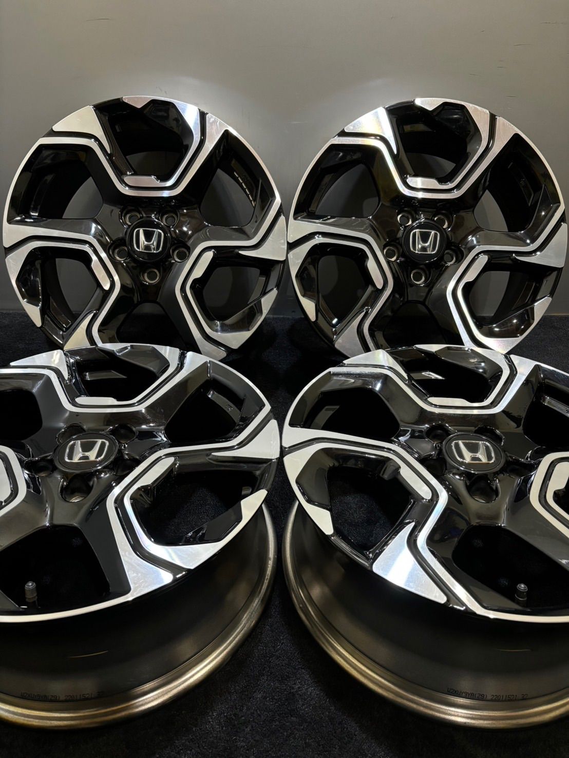 ☆ホンダ CR-V RT 純正 18インチ 7.5J +45 114.3 5H アルミホイール 4