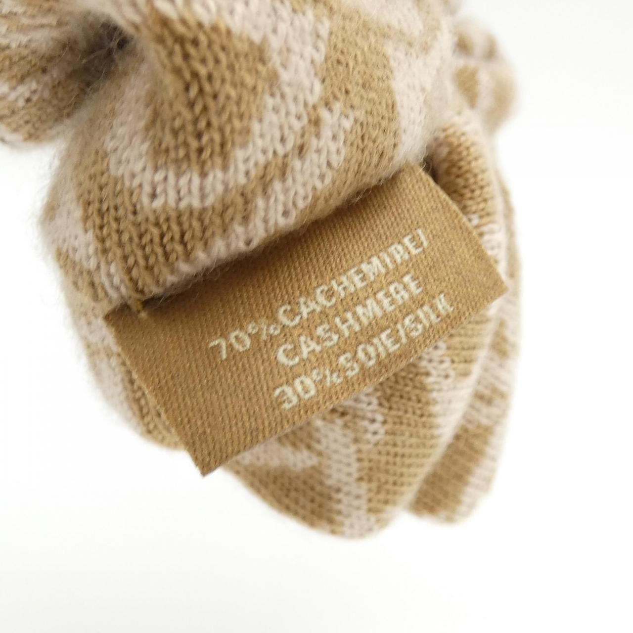 未使用品】エルメス NAOUSSA クラウディア 241027G シュシュ - メルカリ