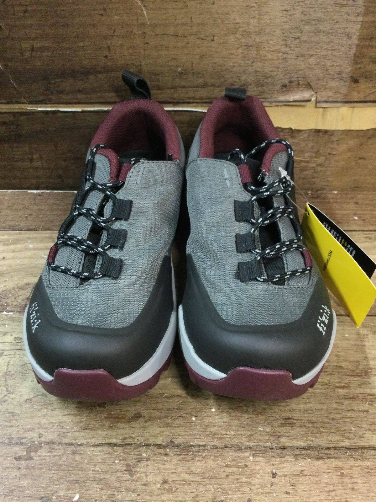 GS251フィジークfizikテラエルゴレースTERRAERGOLACEビンディング