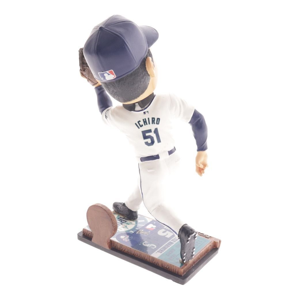 イチローさん、引退記念で配布されたボブルヘッド人形! イチローさん