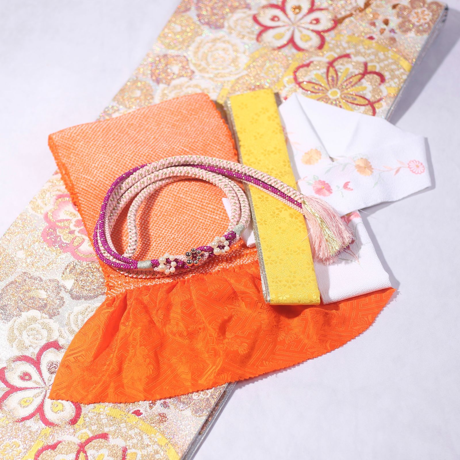 振袖 正絹 金駒刺繍 金彩 菊花 流水 波 鹿の子 紗綾形 着物 063t 振袖 金