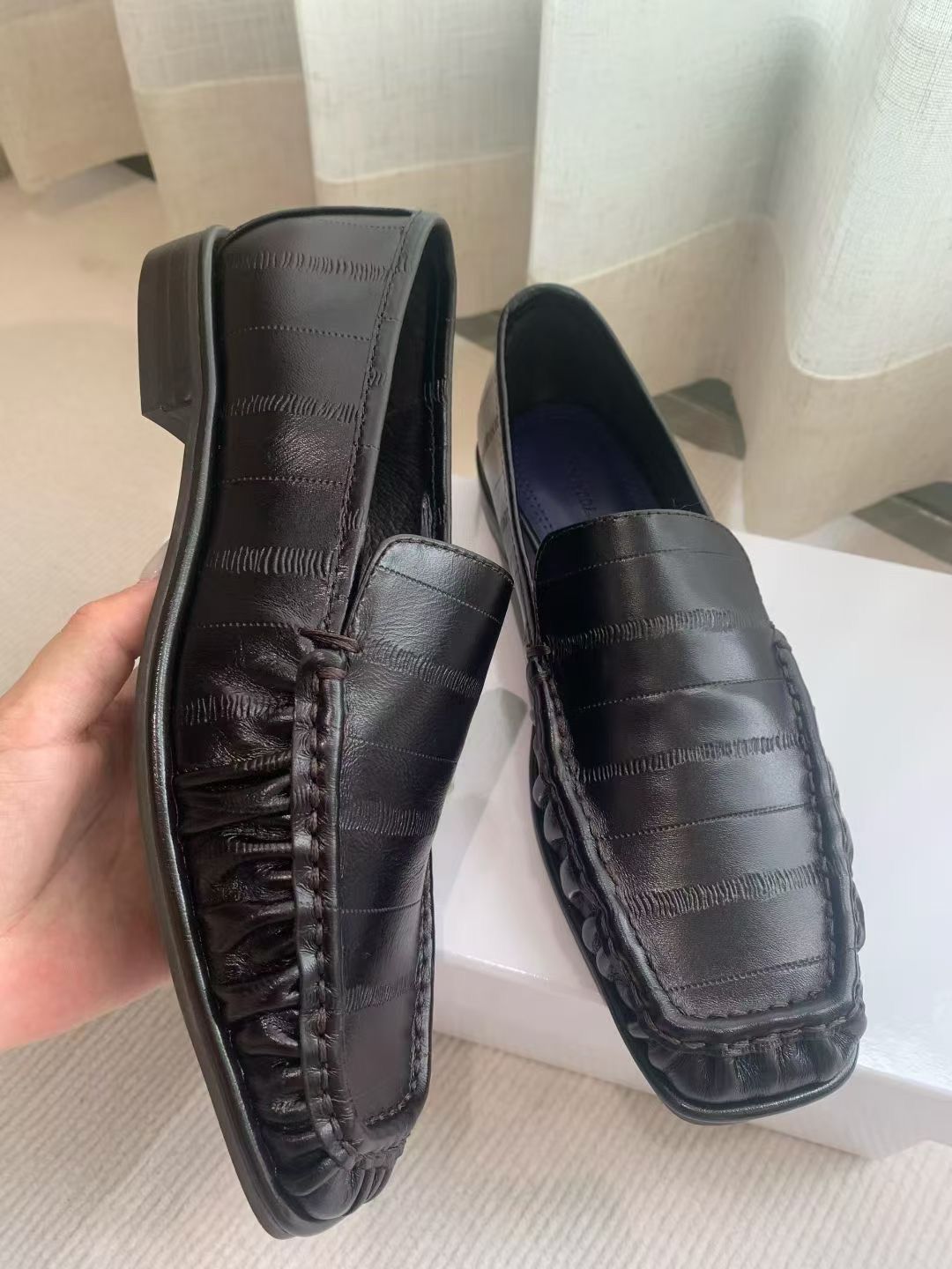 TODAYFUL Squaretoe Gather Loafers