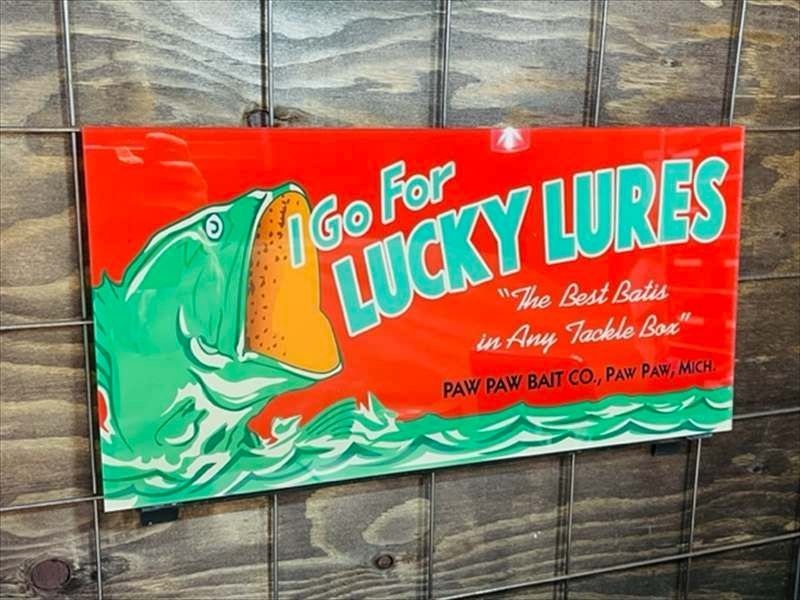 ラッキールアーズ アクリル 看板 ZEAL ヴィンテージ ダイワ