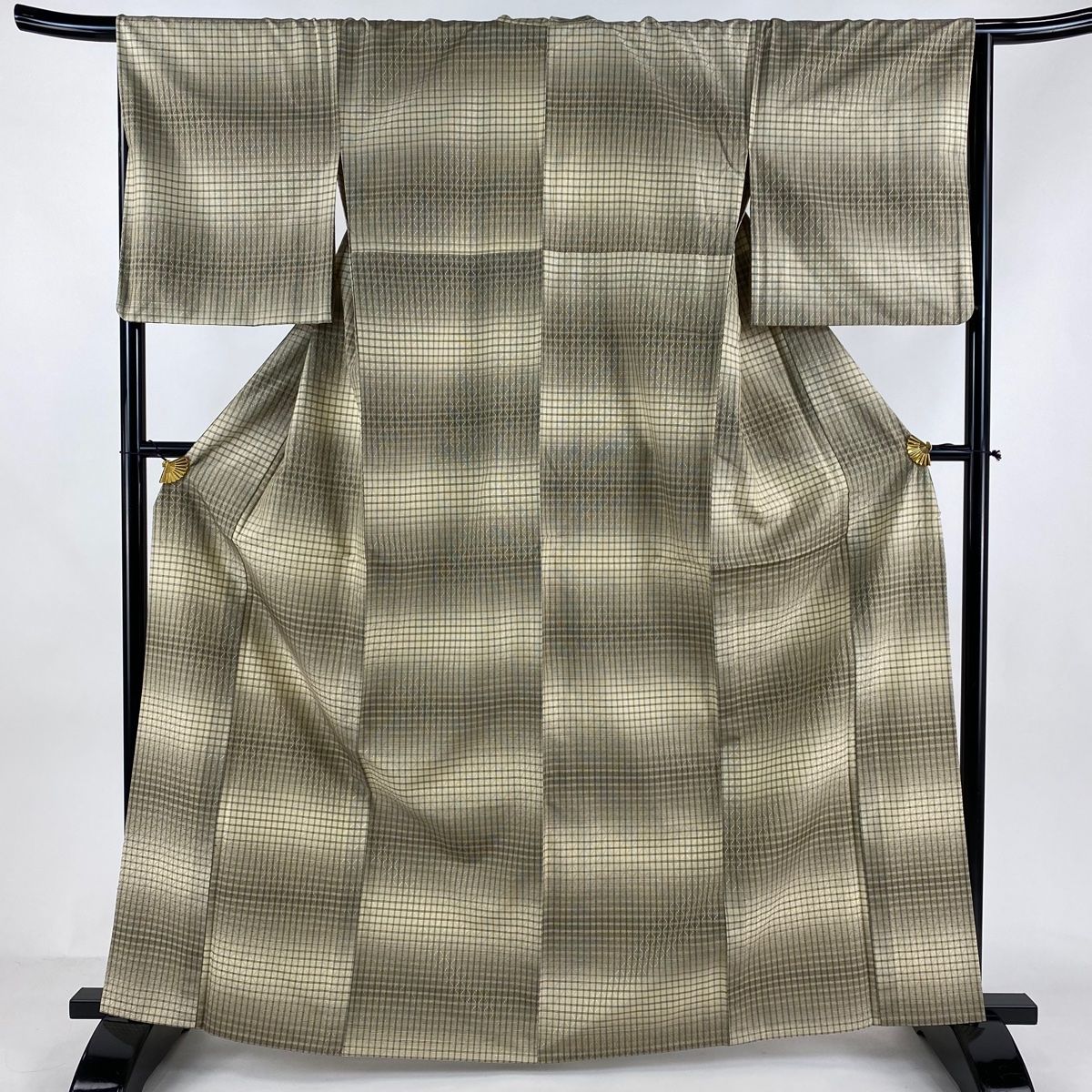紬 身丈165cm 裄丈66.5cm M 単衣 格子 幾何学 ベージュ 正絹 秀品