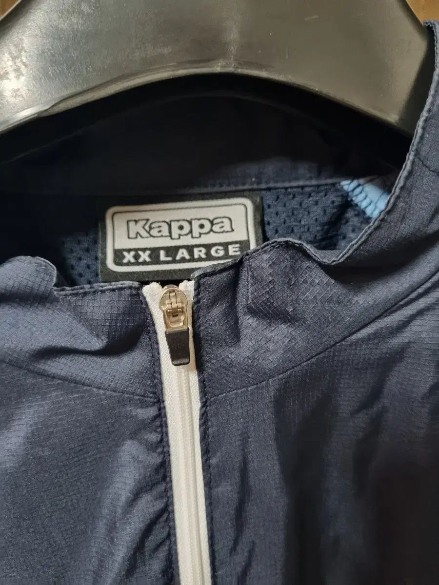 赤富士 赤雲・油絵・50号 画家名、久保 秋男 1956年以降の創刊号リスト